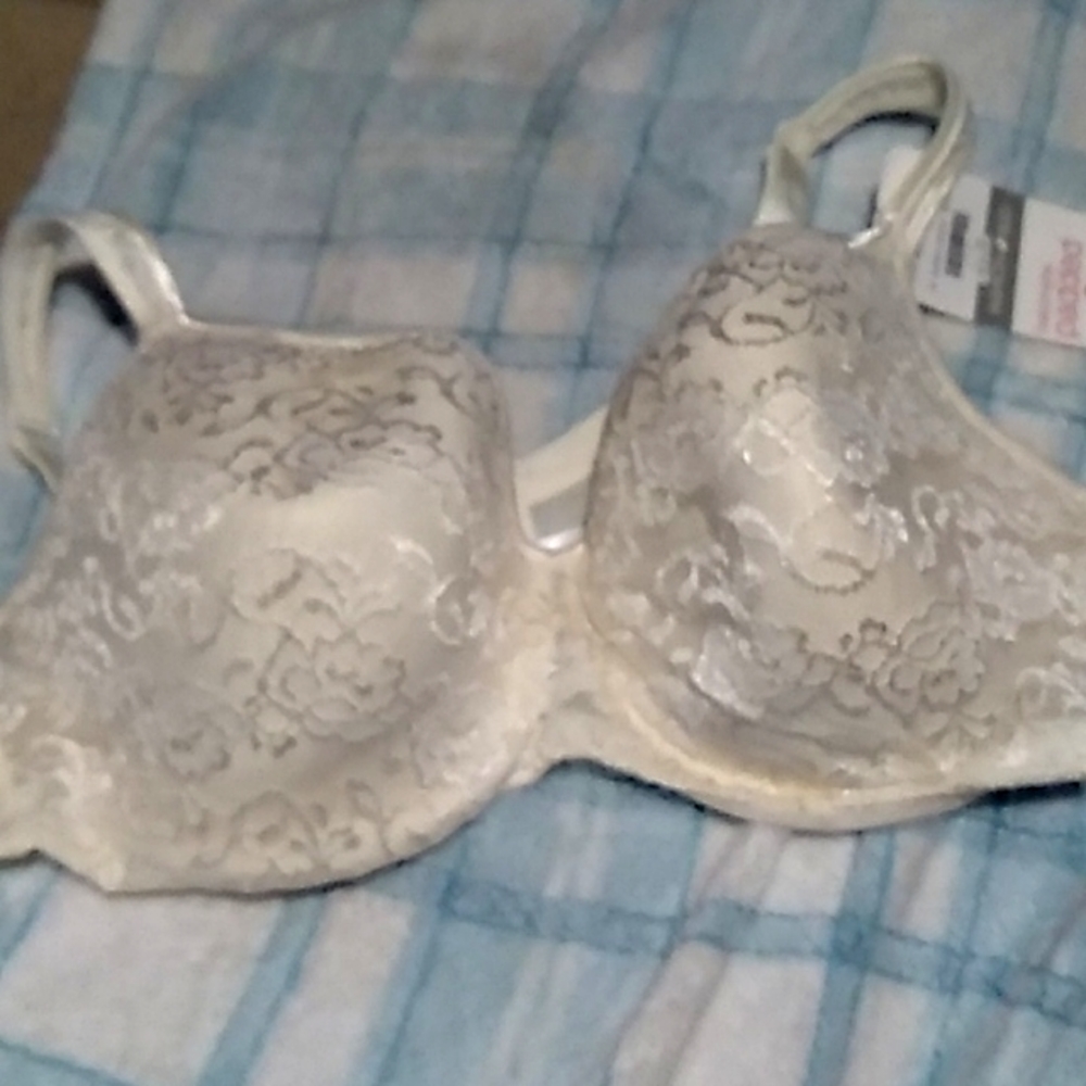 Balconette Padded Bra~44DDD.  NWT